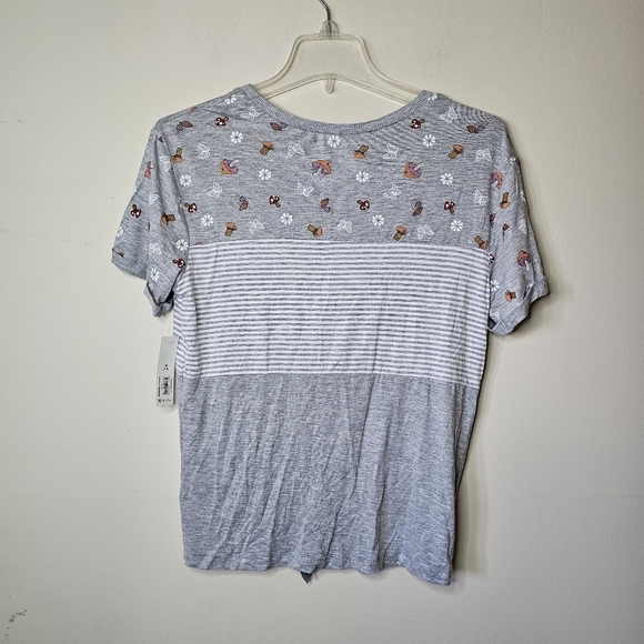 No Boundaries Tied Waist Mushroom Graphic Tee Size  Medium (7-9) - Picture 7 of 8